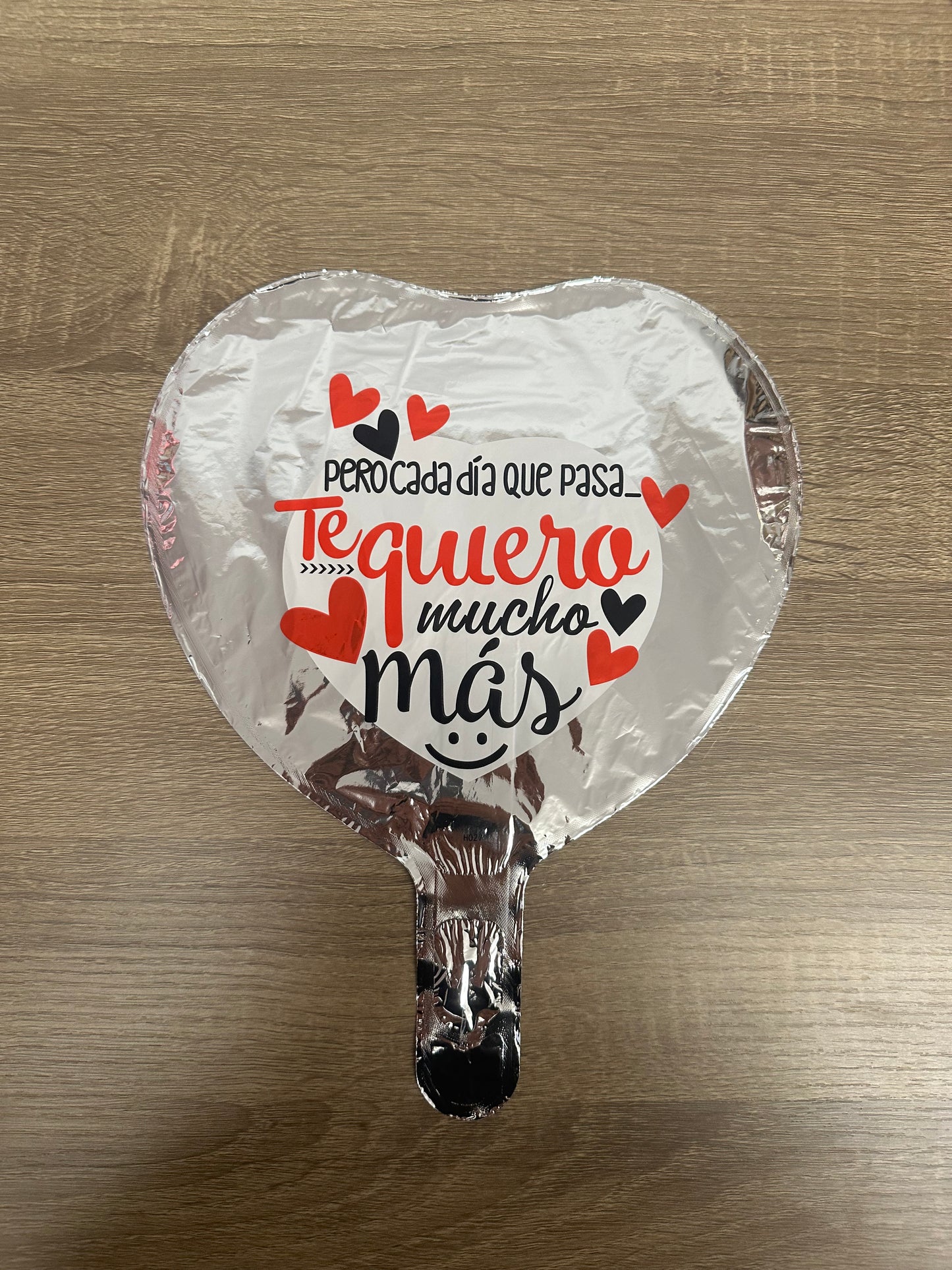 “Te Quiero Mucho Mas” 10in Foil Balloon