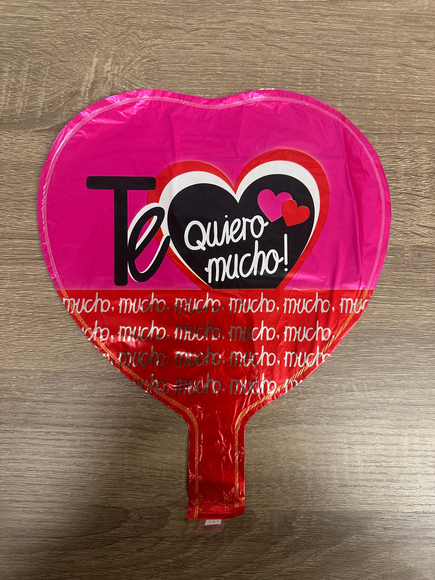 “Te Quiero Mucho” 10in Foil Balloon